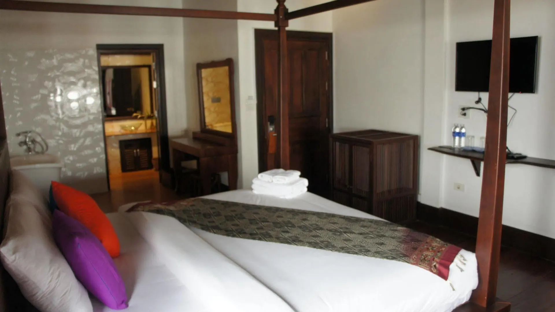 Le Vang Bua Villa Luang Prabang
